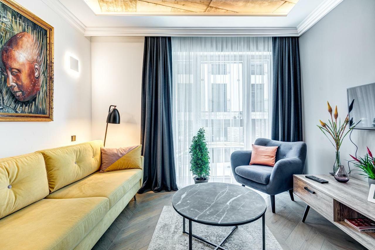 Happy Inn Presidential, Self Check-In, Parking In The Underground Garage VNO Exteriér fotografie